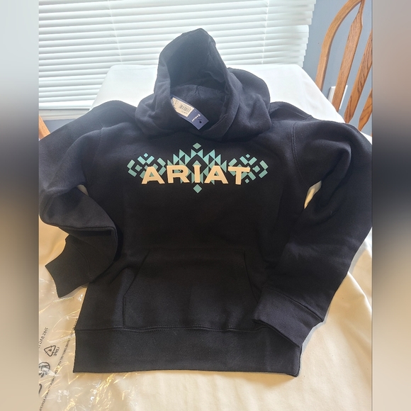 ARIAT REAL CHEST LOGO HOODIE. GIRLS SMALL. - Picture 3 of 7